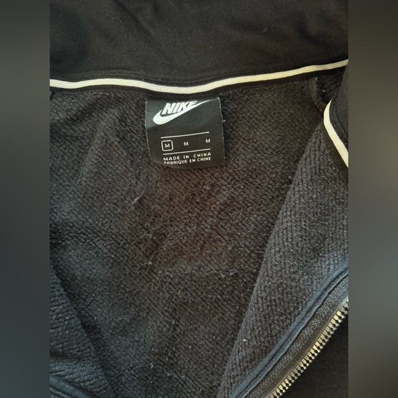 Nike Half Zip Pull Over Sweater - Picture 4 of 8